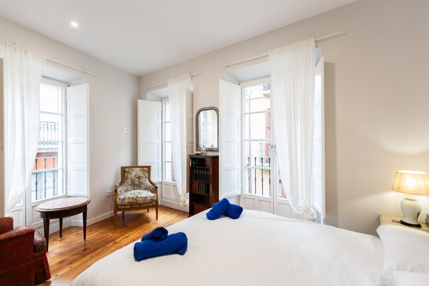 Apartamento Vultus Catedral Homes Авила Экстерьер фото
