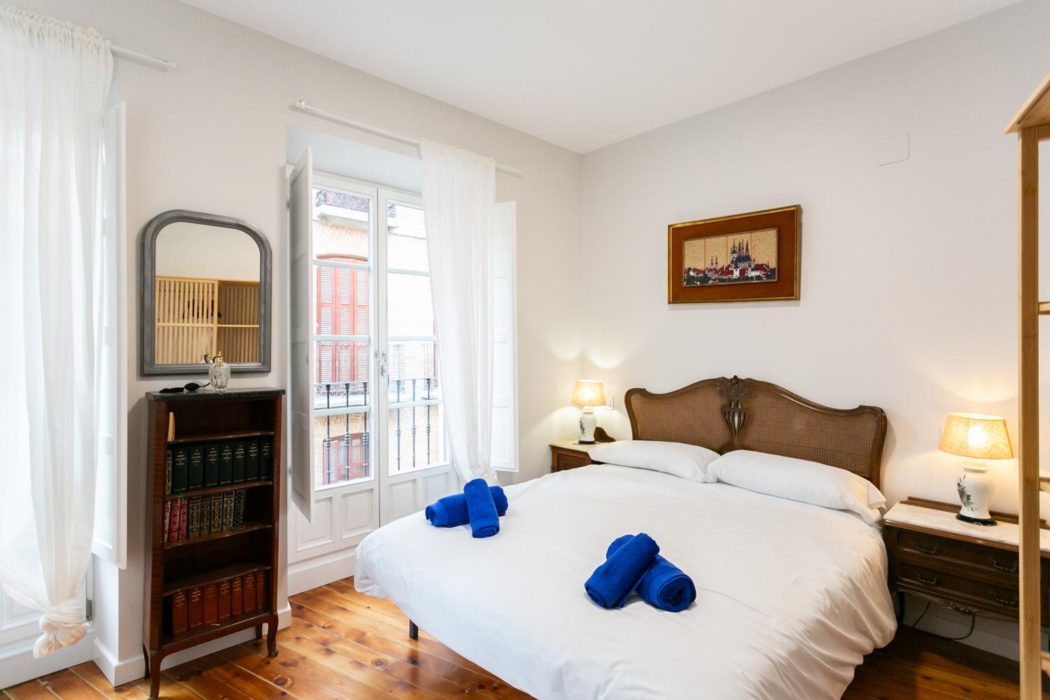 Apartamento Vultus Catedral Homes Авила Экстерьер фото